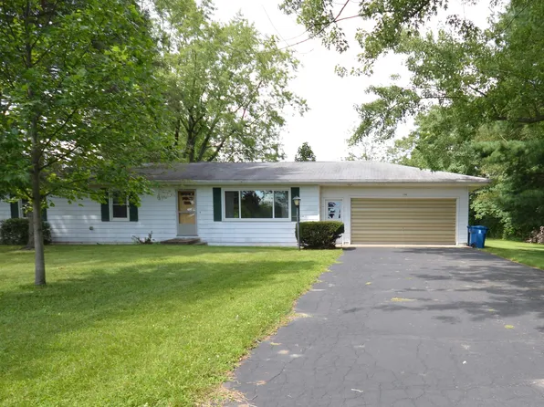 1096 Georgia St, Walkerton, IN 46574