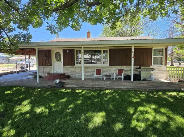 903 Robertson St, Buhl, ID 83316