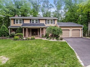 19 Sagamore Ln, East Brunswick, NJ