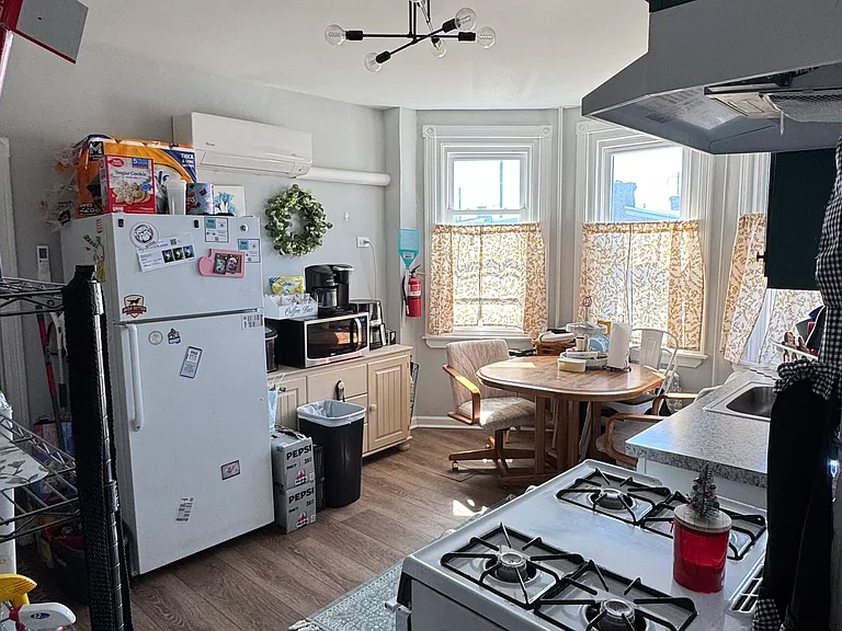 4613 Worth St #2 — Photo 3