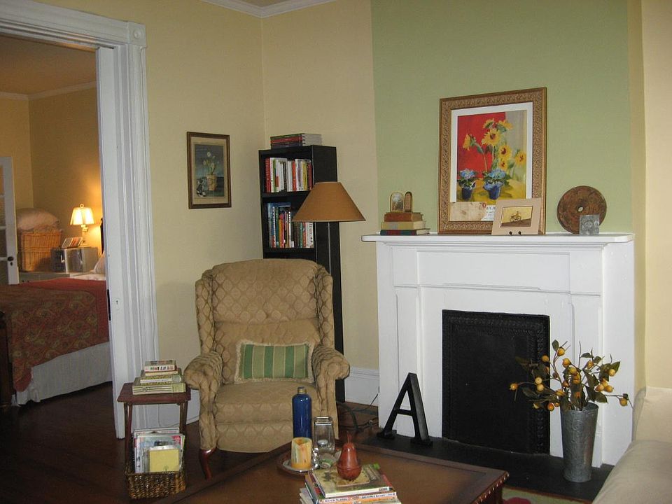 1st image of 3122 Floyd Ave Floor 1