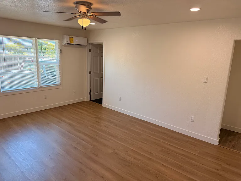 505 Carpino Ave #507 — Photo 5