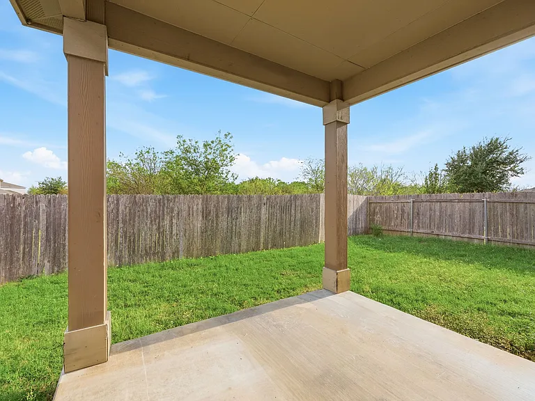 13535 Abraham Lincoln St — Photo 21