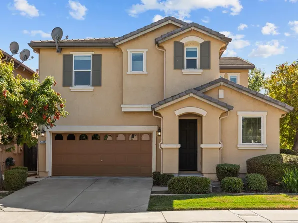 5400 Cliff House Way, Sacramento, CA 95835