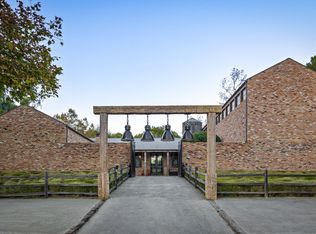 13215 Riviera Ranch Rd, Los Angeles, CA 90049