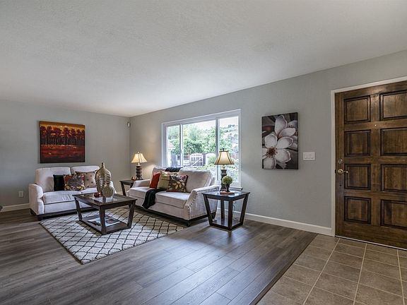 4th image of 3527 Pinnacle Ct