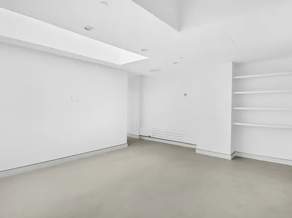 459 West 18th Street 1 image 21 of 22