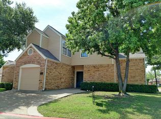 213 Cimarron Trl UNIT 1, IRVING, TX 75063