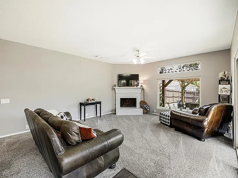 Springwell Pkwy, Wylie — Photo 3