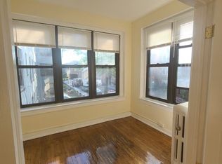 24-49 27th St #21, Astoria, NY 11102