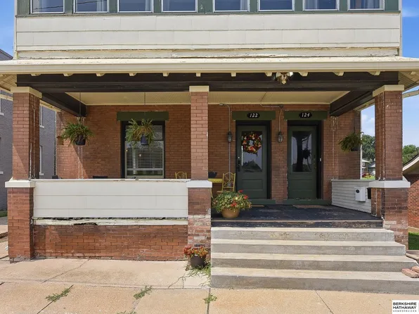 122-124 N 30th St, Omaha, NE 68131