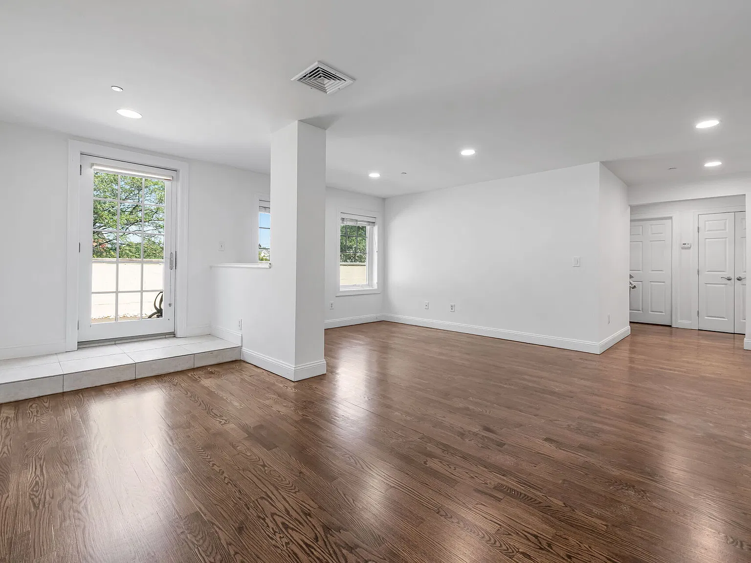 2 bed, $3,600 — Photo 3