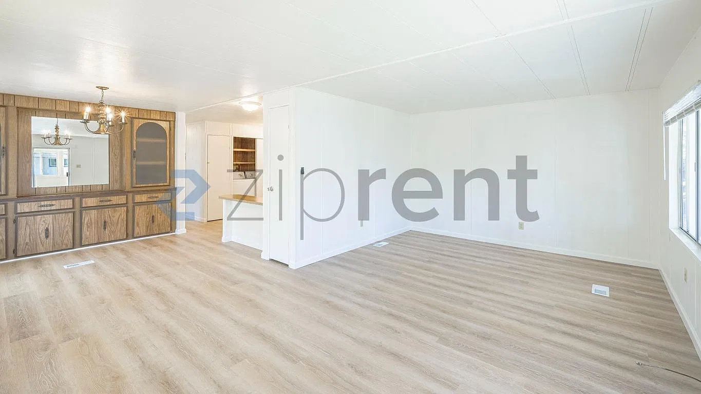 2 bed, $2,200 — Photo 2