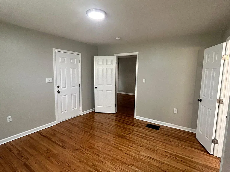 540 Camellia Rd — Photo 8