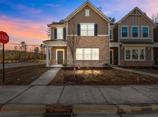 1440 Latham Garden Dr #17, Wake Forest, NC 27587