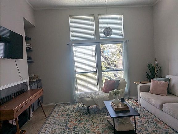 2nd image of 2804 Rio Grande St APT 307
