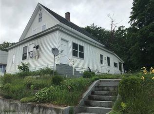 11 Allen St, Springvale, ME 04083