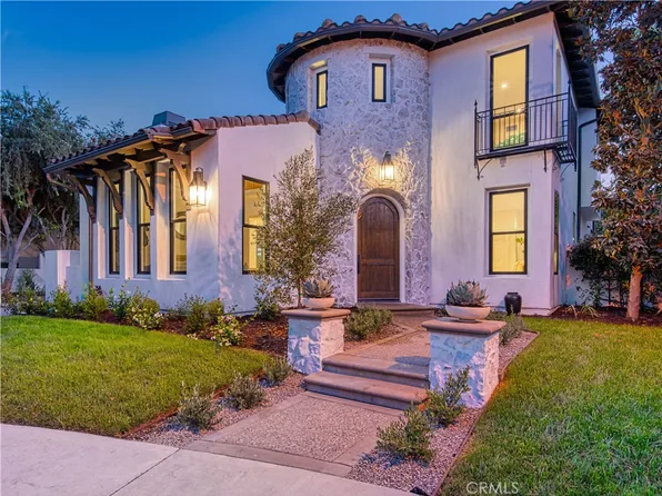 12 Rivage, Newport Beach, CA 92657