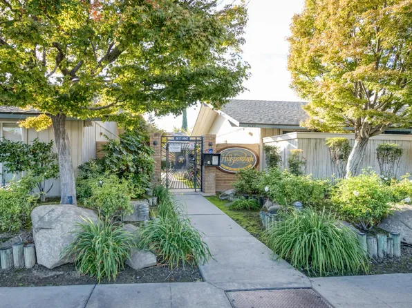 1068 W Browning Ave #B, Fresno, CA 93711