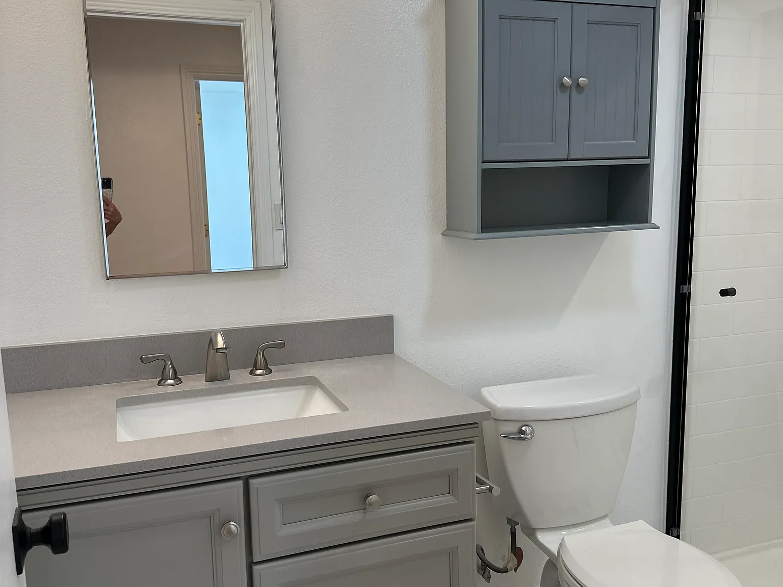 1 bed, 800 sqft, $2,400 — Photo 3