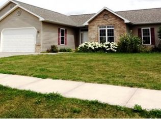 772 Woodrow St, Denmark, WI 54208