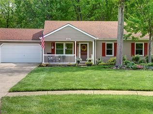 2085 Oakwood Ct, Avon, OH