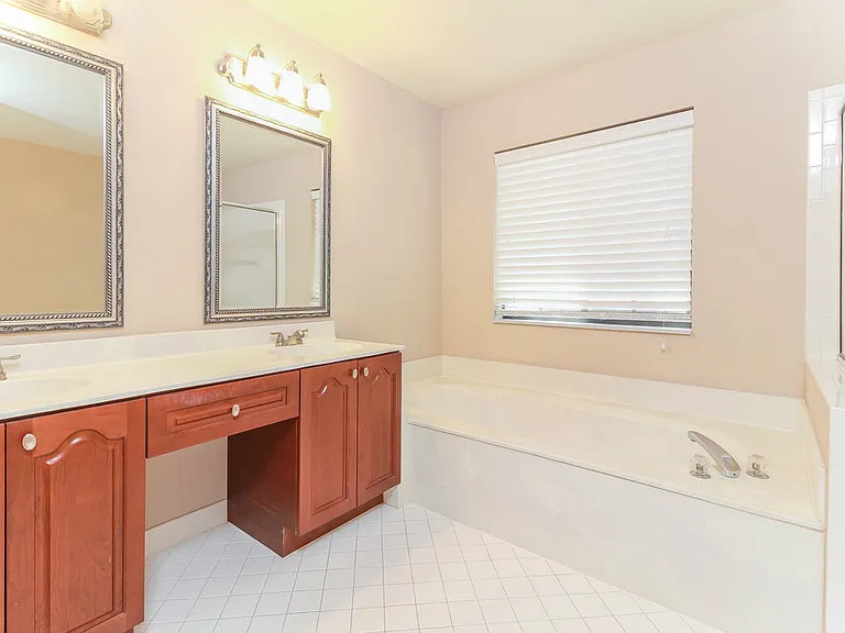 7755 Dawson Ct — Photo 11
