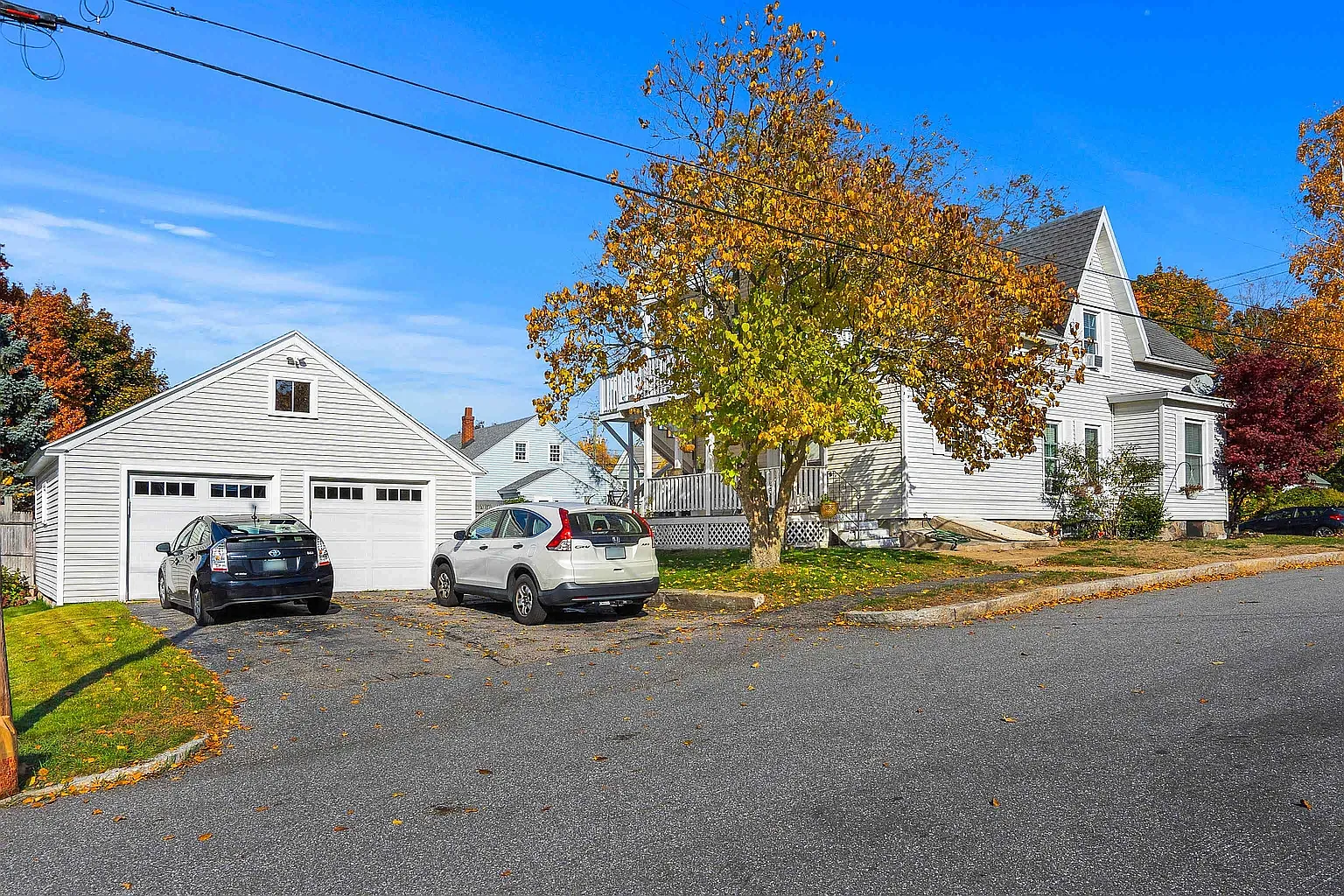 2 bed, 900 sqft, $3,000 — Photo 2