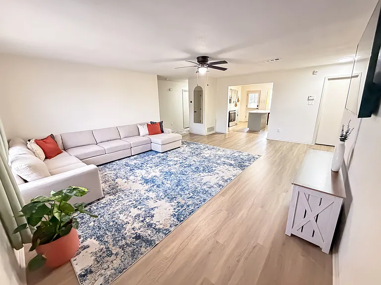 4205 Waterproof Dr — Photo 4