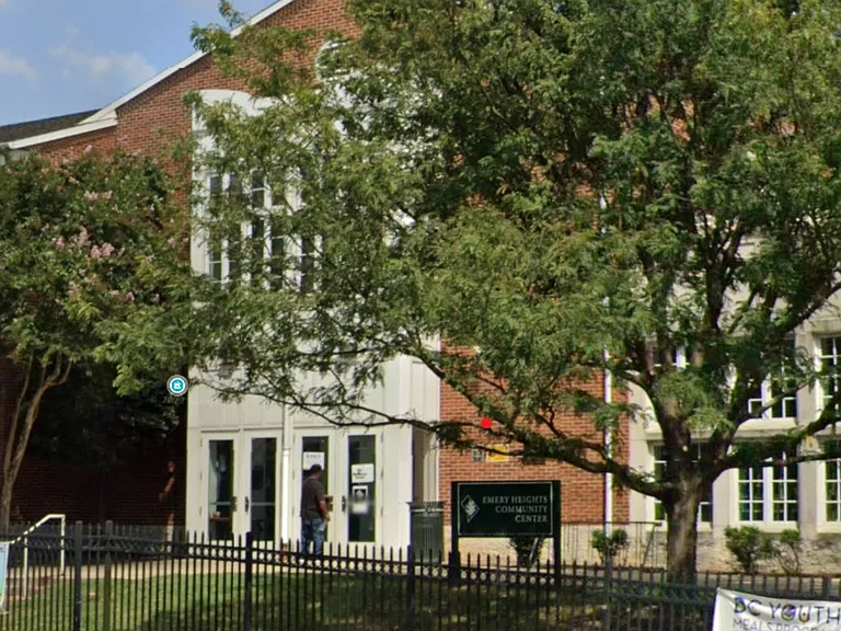 616 Nicholson St NW — Photo 31
