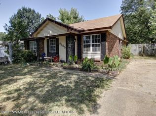 8350 Dottley Dr, Southaven, MS 38671