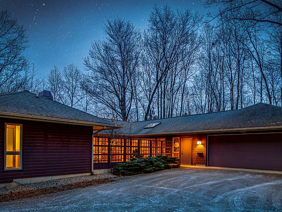 2nd image of 7150 Artisan Woods Dr SE