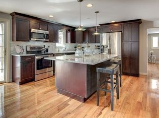 29 Pines Rd, Billerica, MA 01821