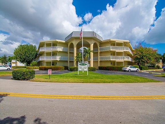 4th image of 1100 Ponce De Leon Cir