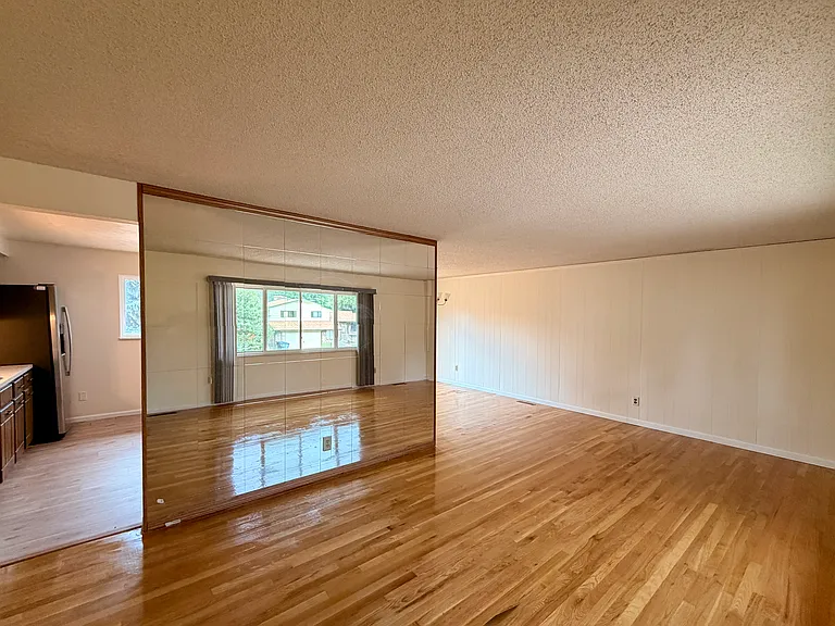 1408 Brookfield Dr — Photo 11