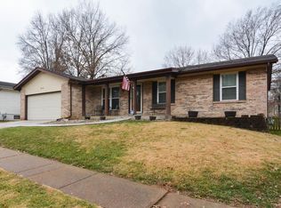 614 Cliff Cave Rd, Saint Louis, MO 63129