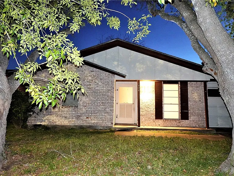1028 Starlite Dr — Photo 33