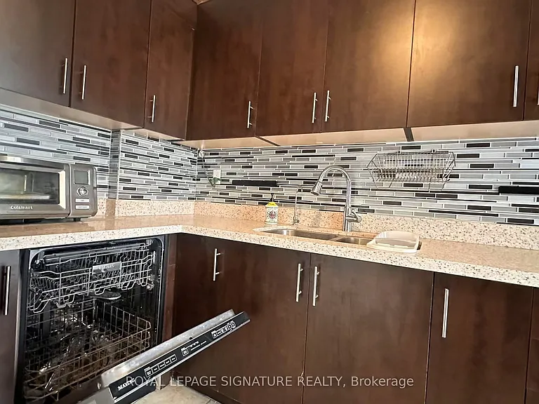 2121 Roche Ct #109 — Photo 7