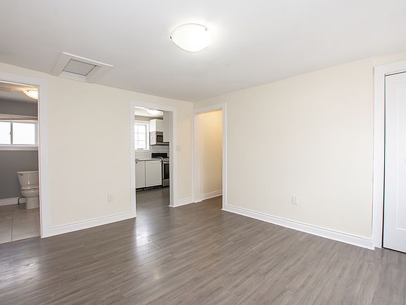 5th image of 139 Oakdale Ave #3