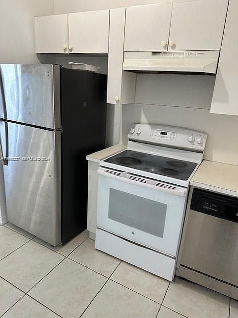 1st image of 1240 SE 28th Ct #102