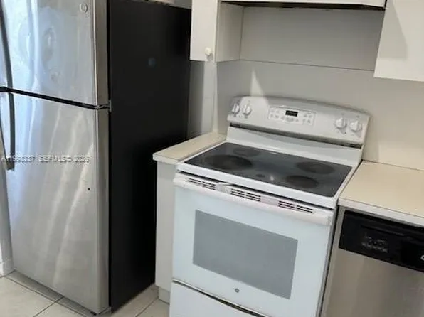 1240 SE 28th Ct #102, Homestead, FL 33035