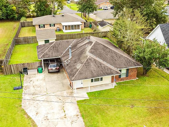3rd image of 199 Lee Dr