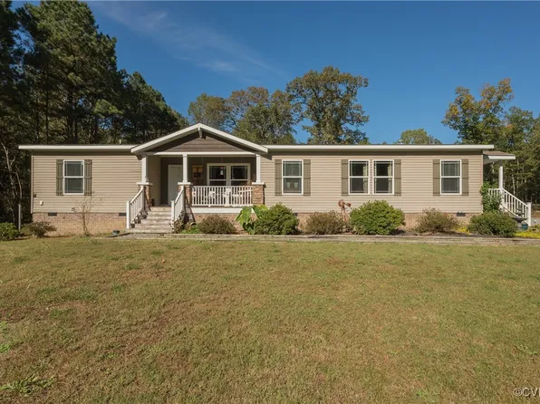 566 Cheaneys Bridge Rd, Dunnsville, VA 22454