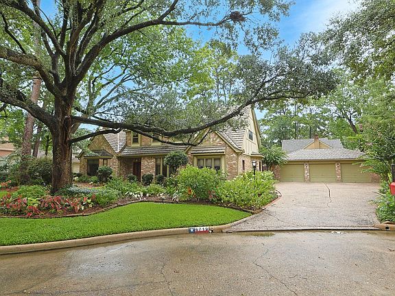 3rd image of 6719 Walton Heath Dr