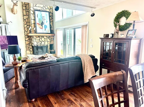 510 Elderberry Ridge Rd APT A1, Banner Elk, NC 28604