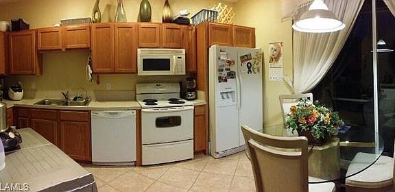 3rd image of 3207 Antica St