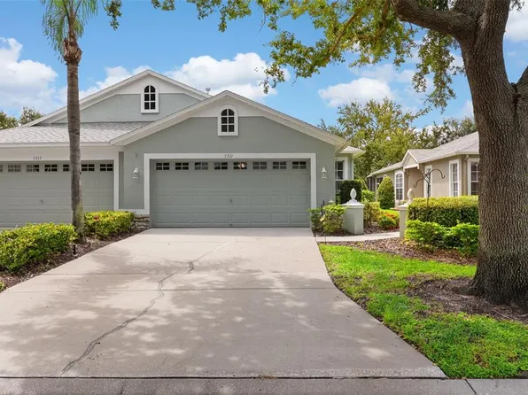 5711 Heron Park Pl, Lithia, FL 33547