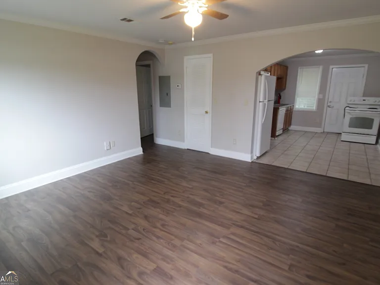 260 Elm St NW #1 — Photo 2
