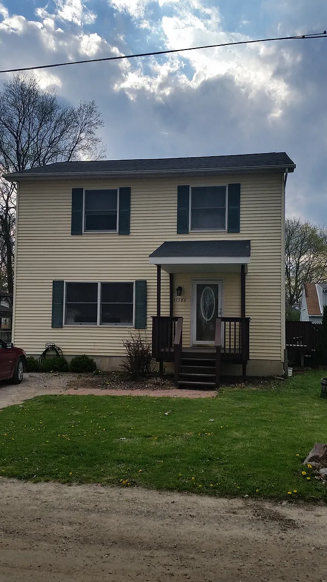 11586 Elmdale Rd photo 1