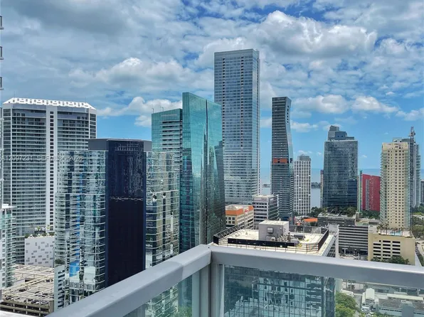 1050 Brickell Ave, Miami, FL